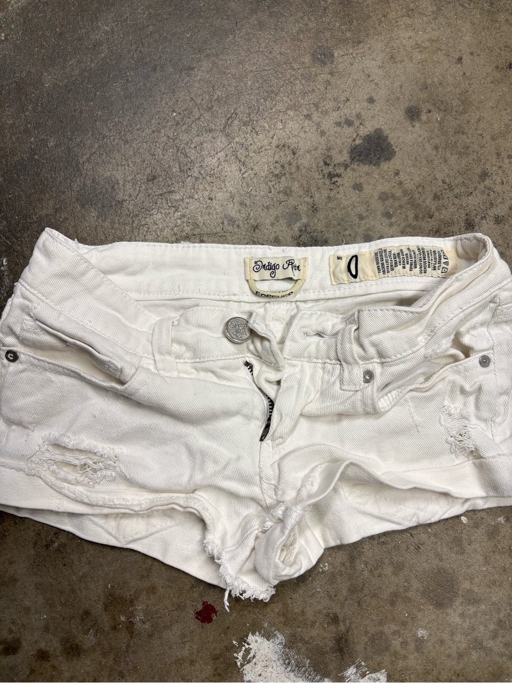 White Women's Low-rise Micro Denim Shorts - Indigo Rein Vintage Size 0 - Picture 2 of 5
